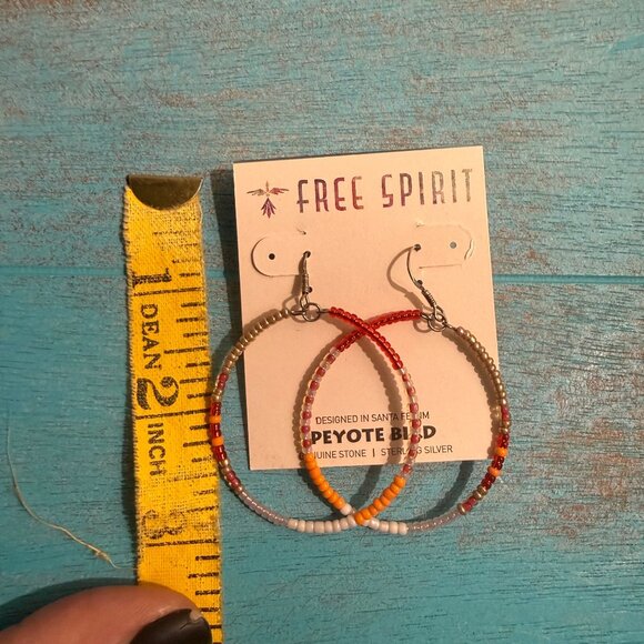 NWT Peyote Bird Free Spirit Silver Hoops w/ Red Beaded Accent Earrings - Picture 5 of 5